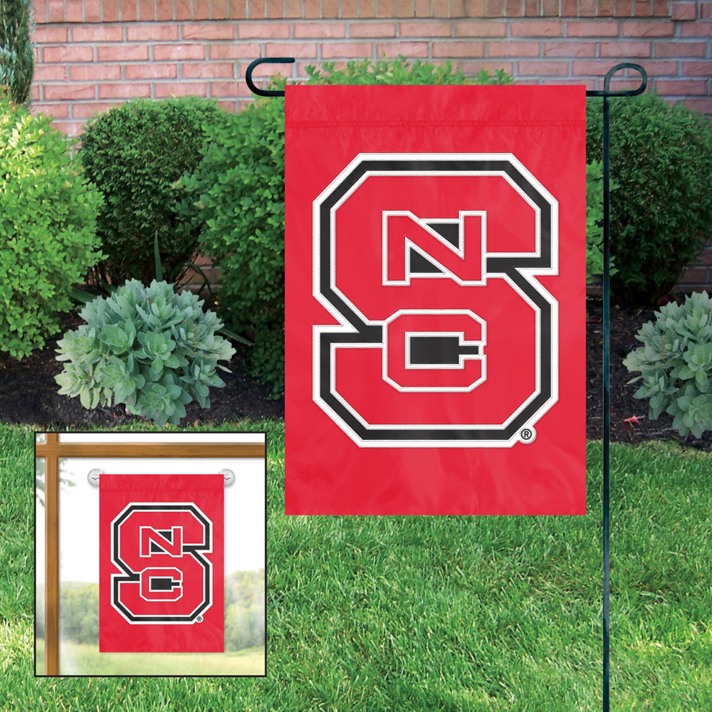 North Carolina State Wolfpack Garden / Window Flag