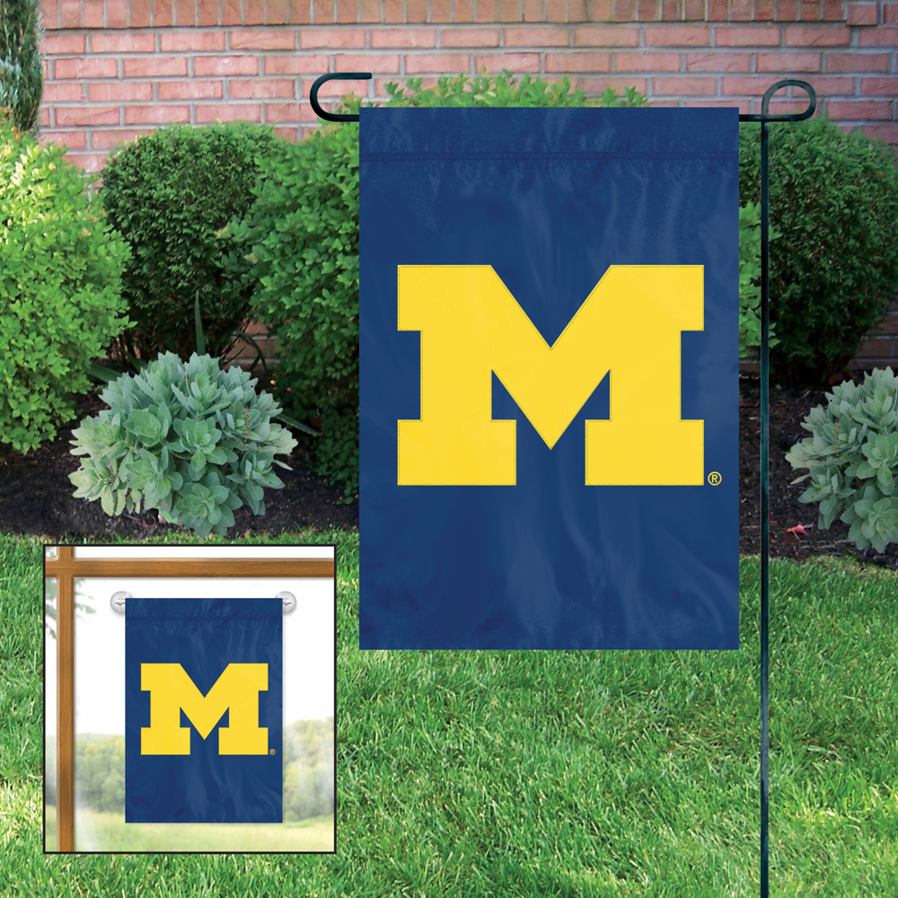 Michigan Wolverines Garden / Window Flag