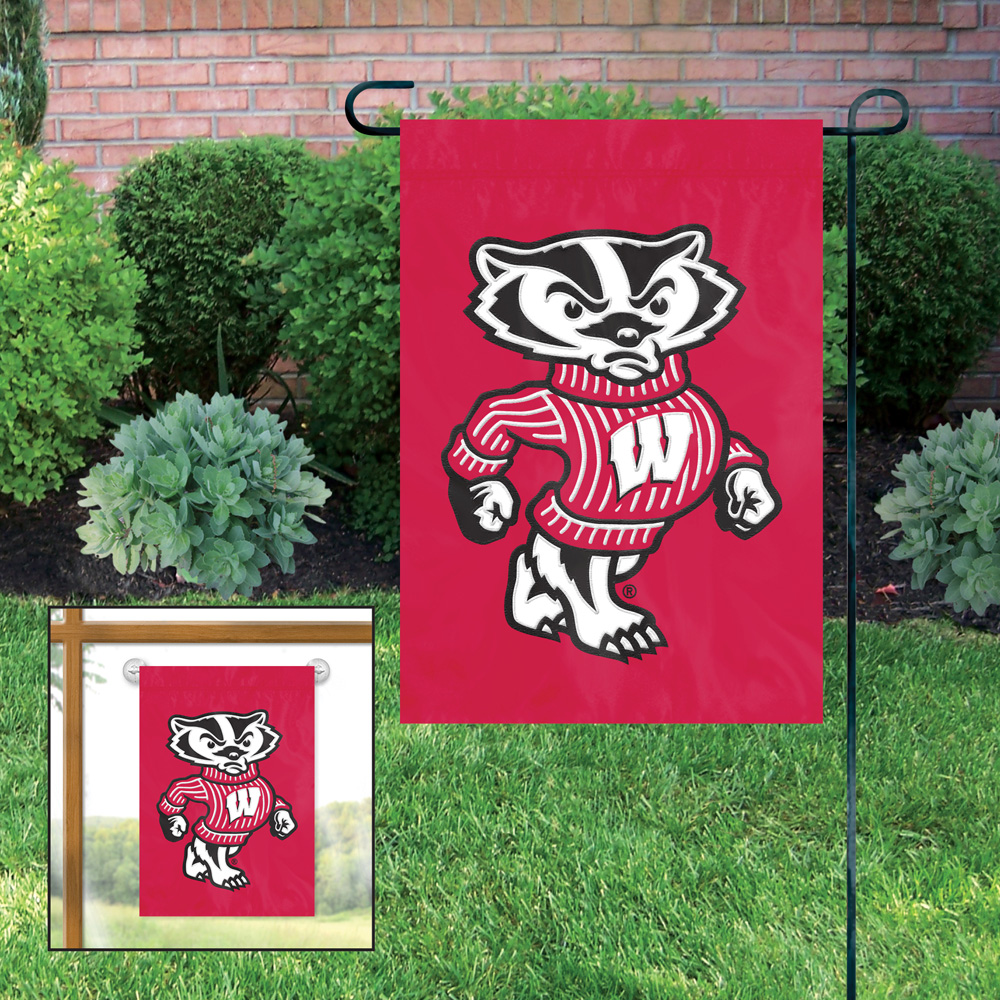 Wisconsin Badgers Garden Flag